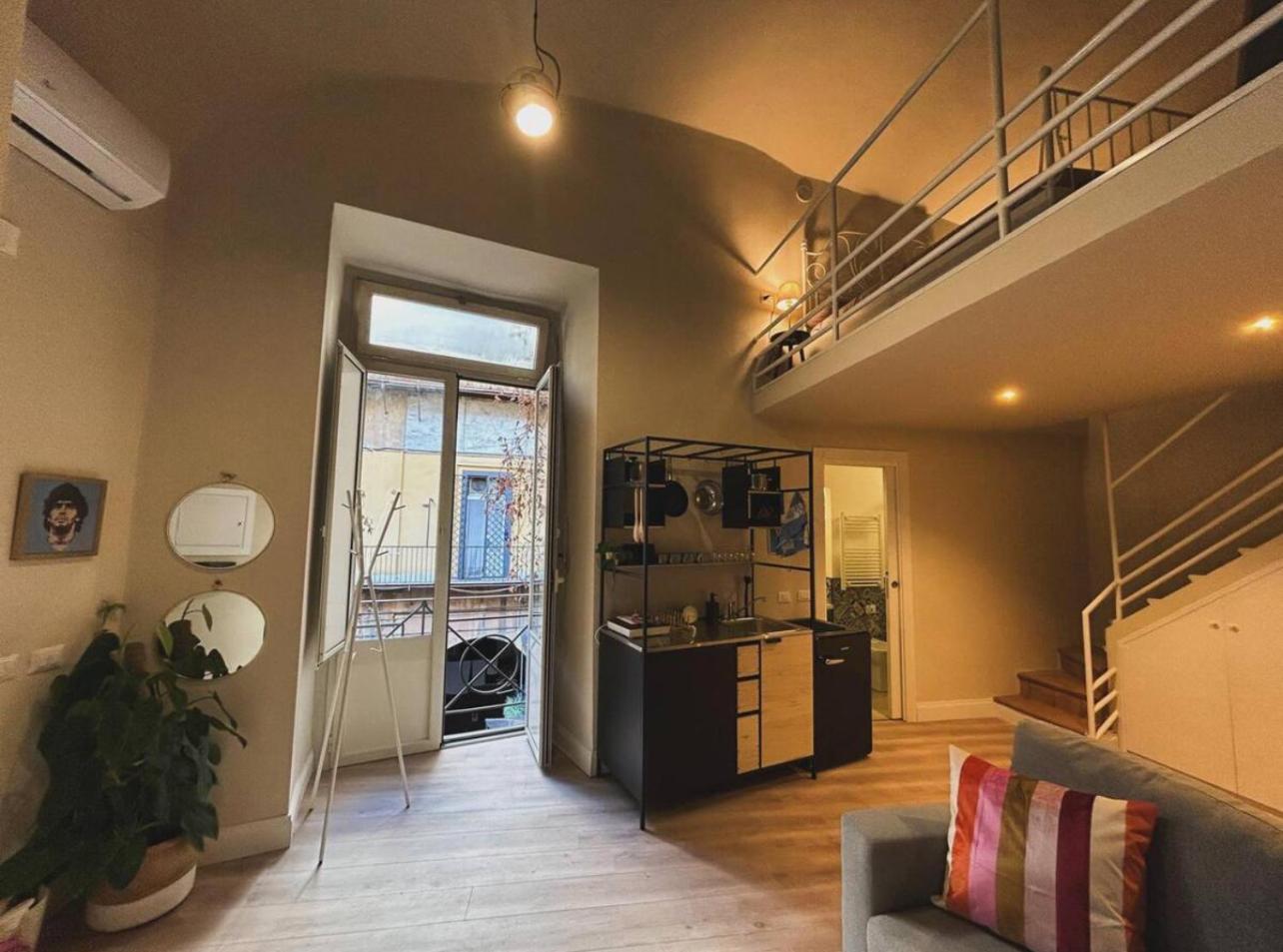 Casa Diva A 5 Passi Dal Museo Archeologico Apartment Наполи Екстериор снимка